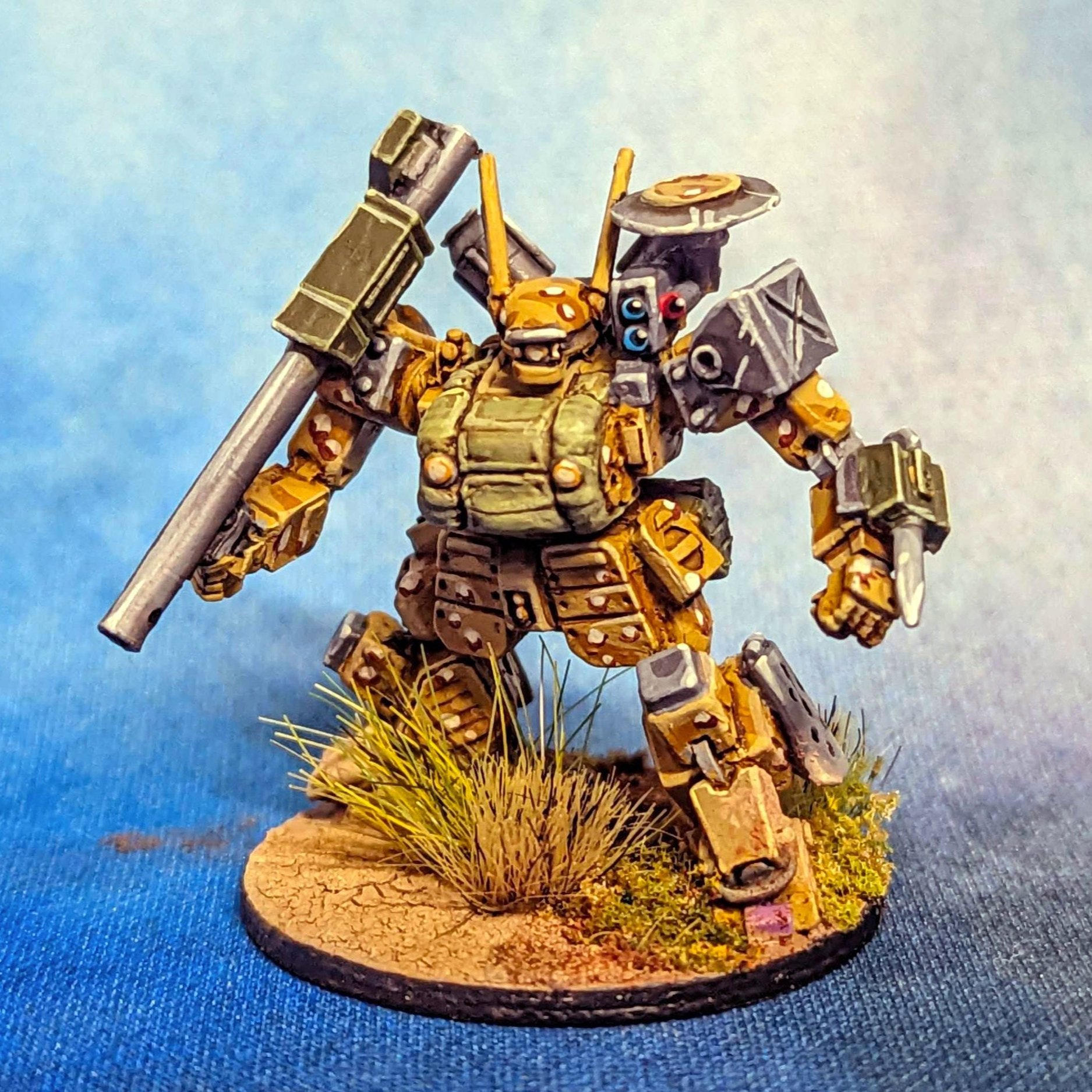 Hunter Commando EW (Front)